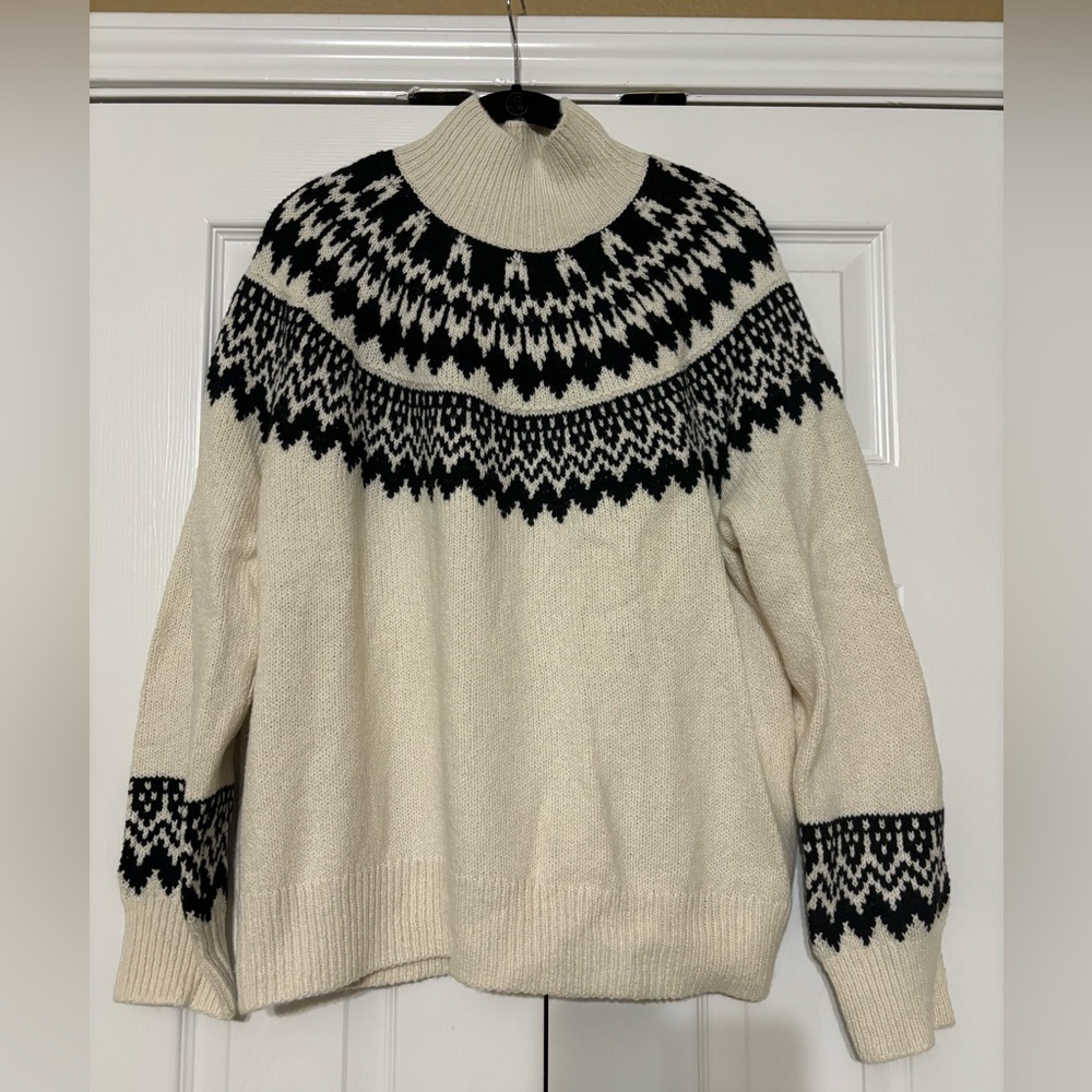 Old Navy Fair Isle Sweater size Medium NWT